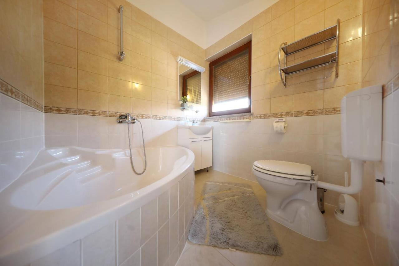 Villa Cvita Povljana Kültér fotó